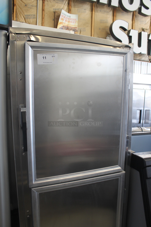 BRAND NEW SCRATCH AND DENT! 2023 ServIt 423CH1UFISD Commercial Stainless Steel Insulated Holding Cabinet With Solid Dutch Doors On Commercial Casters. 120V. Tested and Working!
 - Image 2 of 12