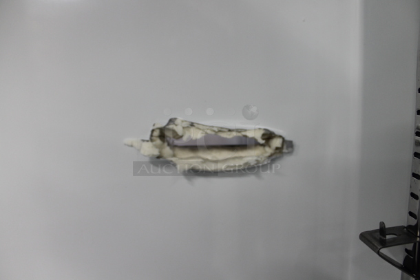 BRAND NEW SCRATCH AND DENT! Avantco 178GDC49HCB Commercial Black Swing Glass Door Merchandiser Cooler With Polycoated Shelves And LED Lighting On Commercial Casters. 115V. Tested and Working! - Image 6 of 8