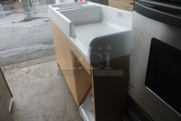 BRAND NEW SCRATCH AND DENT! Totmate Commercial Toddler Walk-Up Changing Table With Left Side Sink And 2 Door Cabinet.  - Image 3 of 5