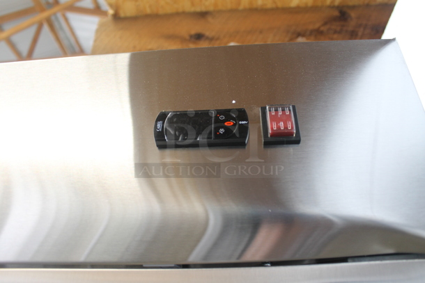 BRAND NEW SCRATCH AND DENT! Avantco 178A49RHC Commercial Stainless Steel Two-Door Reach-In Cooler With Shelving On Commercial Casters. 115V. Tested and Working! - Image 3 of 10