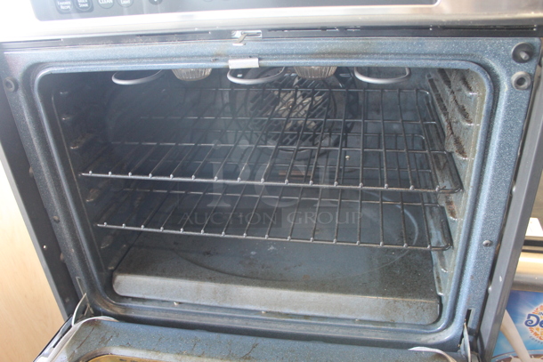 Kenmore Elite Commercial Stainless Steel Electric Powered Double Wall Oven With Steel Racks. 208-240 Volts - Image 5 of 7