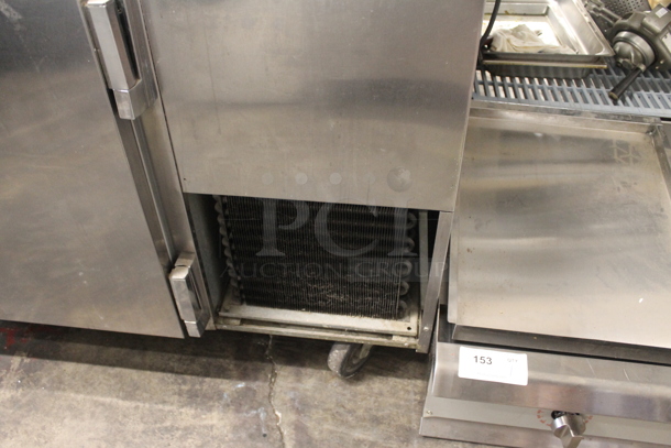Beverage-Air UCR119 Commercial Stainless Steel 4-Door Undercounter Cooler With Polycoated Shelves On Commercial Casters. 115V, 1 Phase. Tested and Working! - Image 4 of 9