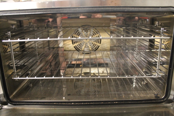 Avantco 177CO16 Commercial Stainless Steel Countertop Half Size Convection Oven With Steel Racks. 120V. Tested and Working! - Image 4 of 5