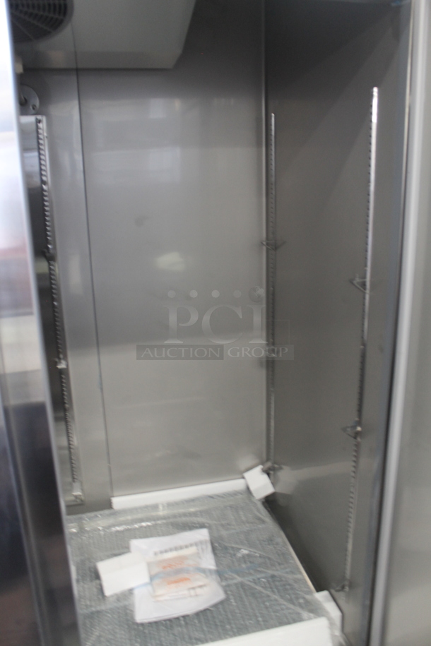 BRAND NEW SCRATCH AND DENT! KoolMore RIF-2D-SS Commercial Stainless Steel 2 Door Upright Reach-In Freezer.115V. Tested and Working! - Image 5 of 7