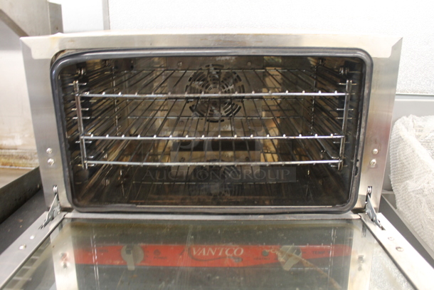 Avantco 177CO16 Commercial Stainless Steel Countertop Half Size Convection Oven With Steel Racks. 120V. Tested and Working! - Image 4 of 6