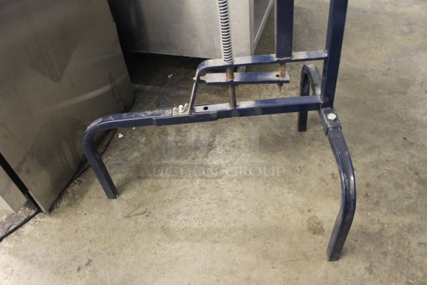 Wine Beer Bottle Floor Corker - Image 6 of 7