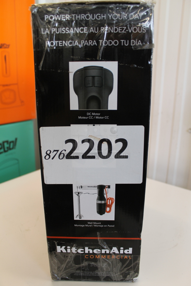 BRAND NEW IN BOX! Kitchen Aid KHBC308OB Commercial 8" Onyx Black Hand Blender. Tested and Working! - Image 3 of 5