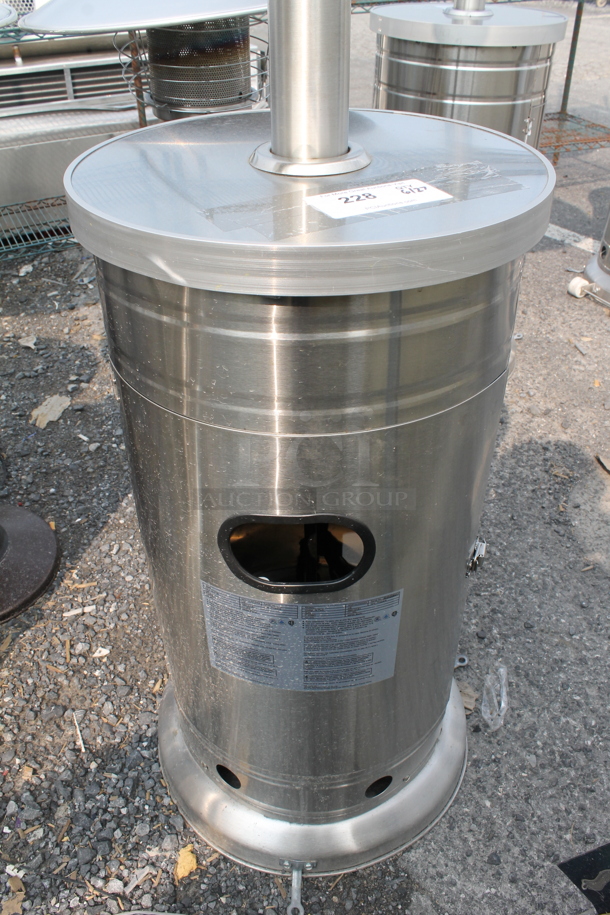NCZH-G-KMZMSS Commercial Stainless Steel Propane Gas Patio Heater On Commercial Casters. 48,000 BTU. - Image 2 of 7