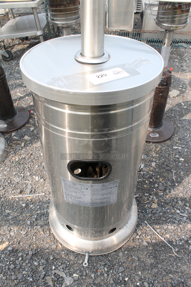 NCZH-G-KMZMSS Commercial Stainless Steel Propane Gas Patio Heater On Commercial Casters. 48,000 BTU. - Image 2 of 7