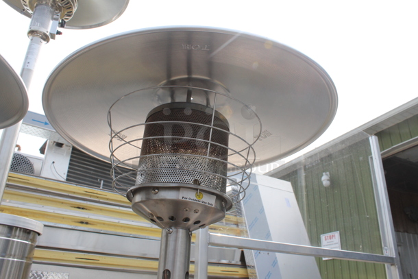 HiLand HLDS032-CG Commercial Stainless Steel Propane Gas Tabletop Patio Heater. 11,000 BTU.  - Image 4 of 7