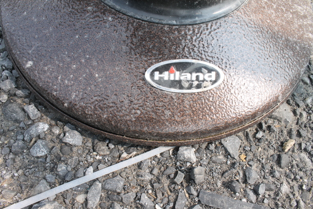 HiLand HLDS032-CG Commercial Stainless Steel Propane Gas Tabletop Patio Heater. 11,000 BTU.  - Image 5 of 6