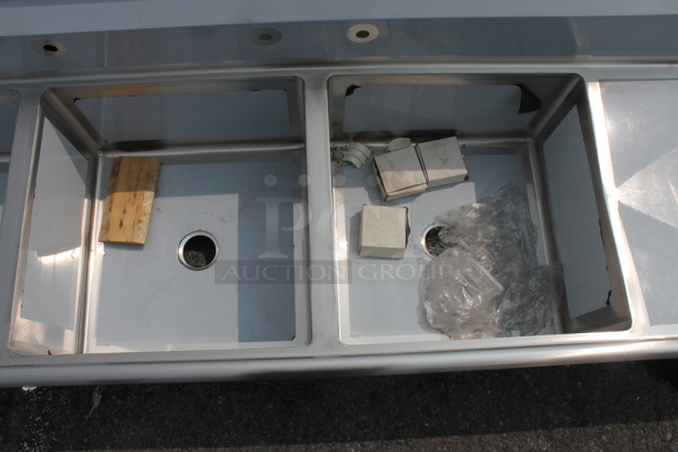 BRAND NEW SCRATCH AND DENT! Regency 600S32424224 Commercial Stainless Steel 3 Bay Sink With Left And Right Side Drainboards On Galvanized Legs. Sink 24x24x14 And Drainboard 22x26 - Image 4 of 8