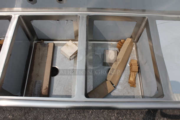 BRAND NEW SCRATCH AND DENT! Regency 600S31824224 Commercial Stainless Steel 3 Bay Sink With Left And Right Side Drainboards On Galvanized Legs. Sink 18x24x14 And Drainboard 22x26 - Image 4 of 8