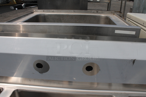 BRAND NEW SCRATCH AND DENT! Regency 600S31824224 Commercial Stainless Steel 3 Bay Sink With Left And Right Side Drainboards On Galvanized Legs. Sink 18x24x14 And Drainboard 22x26 - Image 6 of 8