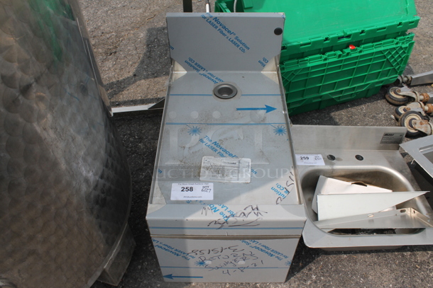 BRAND NEW SCRATCH AND DENT! Glastender Drain Board. - Image 1 of 5