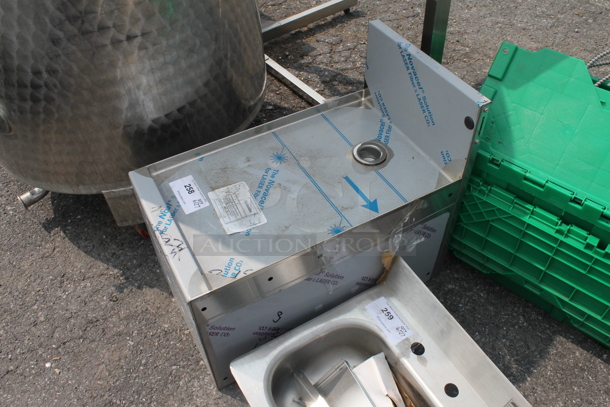 BRAND NEW SCRATCH AND DENT! Glastender Drain Board. - Image 2 of 5