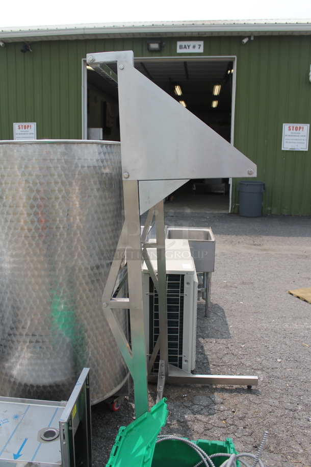 BRAND NEW SCRATCH AND DENT! Regency 600SALSAND Commercial Stainless Steel Salamander Broiler Stand. - Image 5 of 5