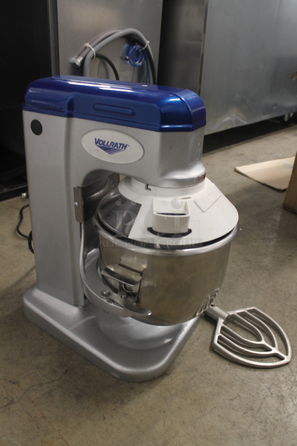 BRAND NEW SCRATCH AND DENT! Vollrath Mix1010 Commercial Stainless Steel Electric Countertop 10 Quart Mixer With Stainless Steel Bowl, Bowl Guard, Whisk, Paddle And Dough Hook. 110/120V, 1 Phase. Tested and Does Not Power On - Image 6 of 7