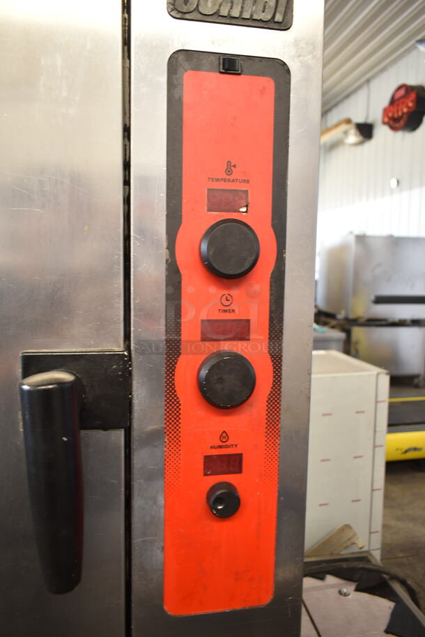 Vulcan ABC7G-NAT Stainless Steel Commercial Natural Gas Powered Combi Convection Oven on Commercial Casters. - Image 5 of 7