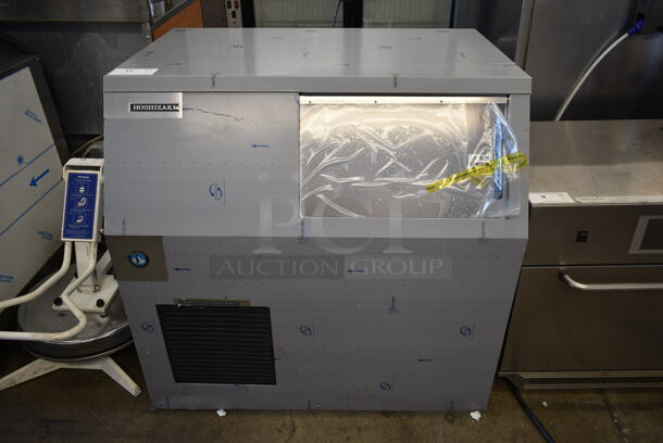 BRAND NEW SCRATCH AND DENT! 2019 Hoshizaki F-500BAJ Stainless Steel Commercial Self Contained Ice Machine. 115 Volts, 1 Phase.  - Image 1 of 9