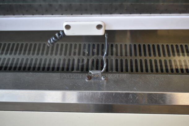 Turbo Air TOM-50B Metal Commercial Open Grab N Go Merchandiser w/ Shelves. 120 Volts, 1 Phase. Tested and Does Not Power On - Image 7 of 8