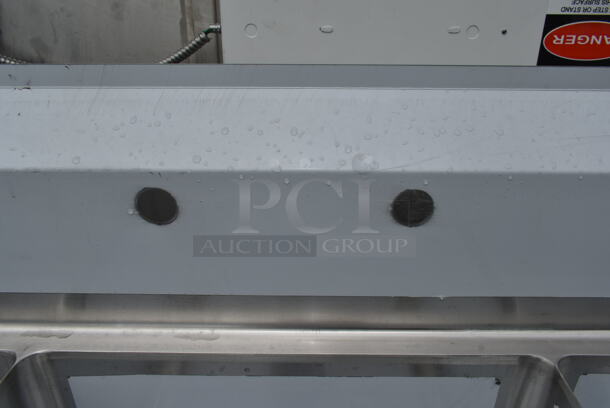 BRAND NEW SCRATCH AND DENT! Steelton 522CS31818 Stainless Steel Commercial 3 Bay Sink. Bays 18x18 - Image 6 of 6