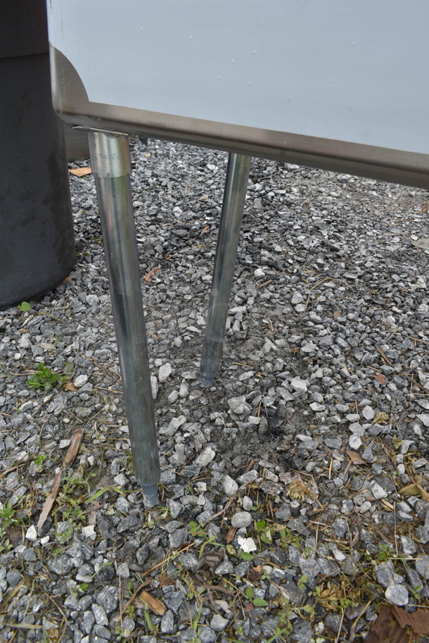 BRAND NEW SCRATCH AND DENT! Steelton 522CS31818LR Stainless Steel Commercial 3 Bay Sink w/ Dual Drain Boards. Bays 18x18. Drain Board 16x20 - Image 7 of 7