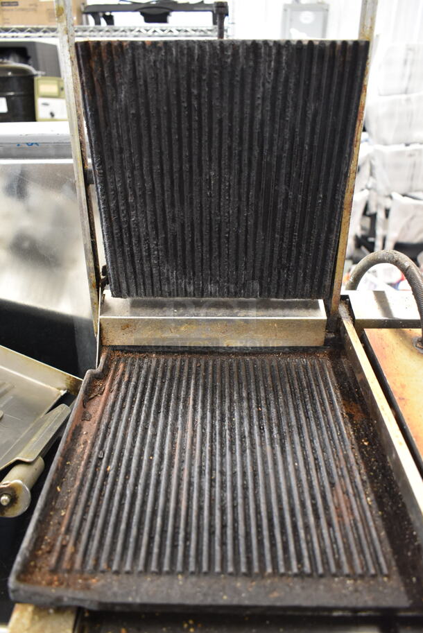 Cecilware Stainless Steel Commercial Countertop Double Panini Press. - Image 4 of 5