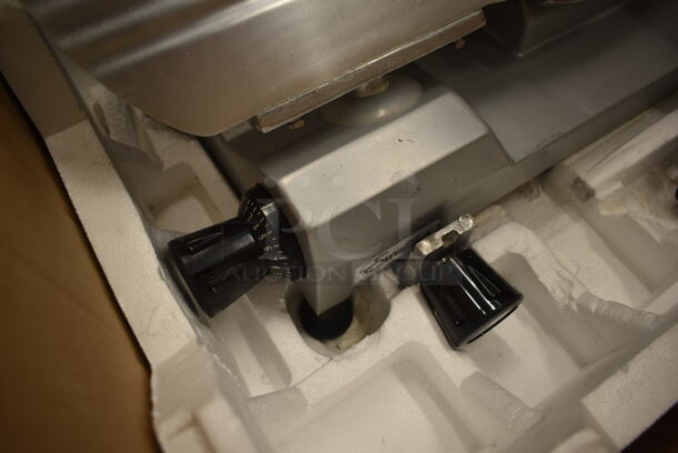 IN ORIGINAL BOX! 2018 Excalibur EPS 010 Stainless Steel Commercial Countertop Meat Slicer. 110 Volts, 1 Phase. Tested and Working! - Image 5 of 7