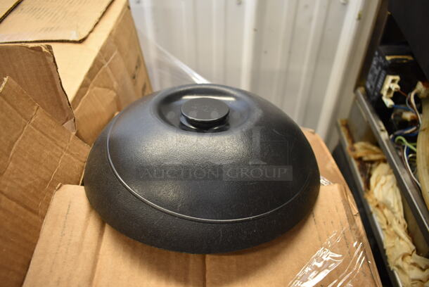 PALLET LOT of Aladdin Temp-rite Black Poly Round Trays! Goes GREAT w/ Lot 31! - Image 5 of 6
