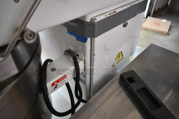 Thunderbird ASP-40 Metal Commercial Floor Style 60 Quart Spiral Dough Mixer w/ Stainless Steel Mixing Bowl, Bowl Guard and Dough Hook. 220 Volts, 3 Phase. - Image 7 of 7