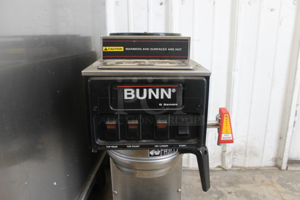 Bunn Stainless Steel Commercial Countertop 3 Burner Coffee Machine w/ Hot Water Dispenser and Metal Brew Basket. 110 Volts, 1 Phase. - Image 2 of 5