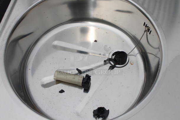 Stainless Steel Commercial Counter w/  Well and Back Splash. - Image 2 of 4