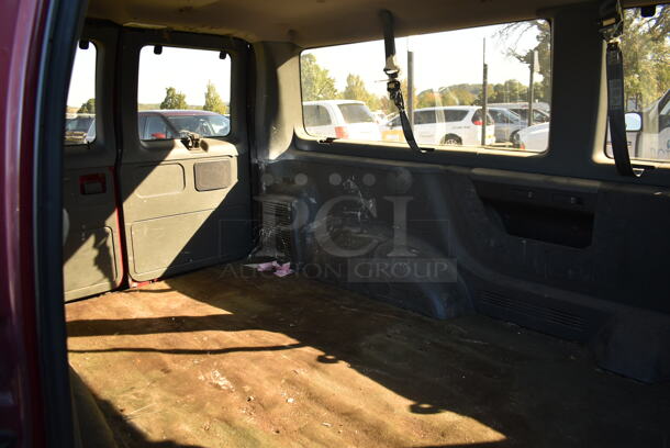 1992 Ford Ecoline E-150 Chateau Club Wagon Multipurpose Passenger Van w/ Hitch and Spare Tire. Odometer Reads 134,008. VIN 1FMEE11N6PHA00518. Title In Hand. Vehicle Runs and Drives But Battery Is Dead So It Will Need To Be Jumped. See Lot 2 For Additional Pictures. - Image 5 of 12