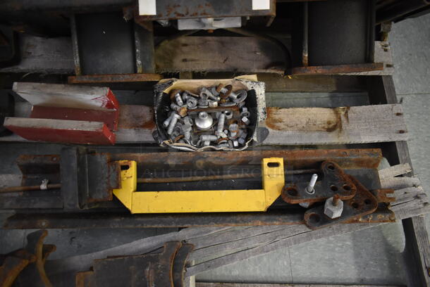 Wheeltronic 005/65-110 Red Metal 4,000 Pound Capacity Car Lift. Was In Working Condition When Class Ended. BUYER MUST REMOVE. (Main Building) - Image 7 of 10