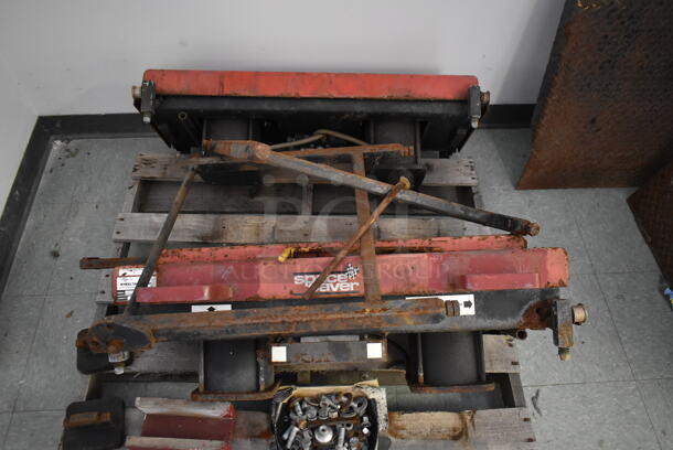 Wheeltronic 005/65-110 Red Metal 4,000 Pound Capacity Car Lift. Was In Working Condition When Class Ended. BUYER MUST REMOVE. (Main Building) - Image 8 of 10