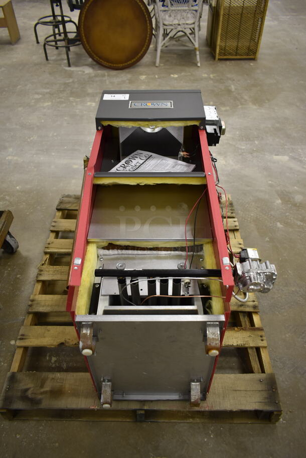 2010 Crown BS/1033NPZZPSU Metal Natural Gas Powered Boiler. 103,000 BTU. (Main Building) - Image 1 of 9
