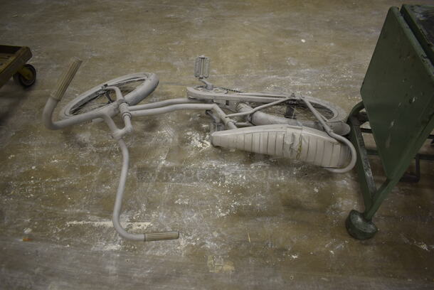 2 Various Items; Bicycle and Metal Cart on Casters. 2 Times Your Bid! - Image 8 of 8