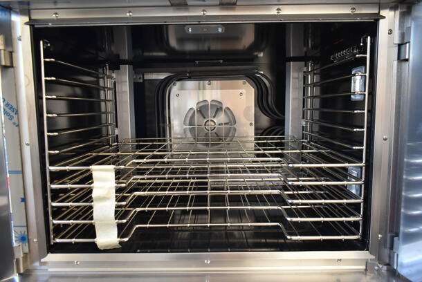 2 BRAND NEW SCRATCH AND DENT! Vulcan VC5ED ENERGY STAR Stainless Steel Commercial Electric Powered Full Size Convection Oven w/ View Through Doors, Metal Oven Racks and Thermostatic Controls. 208 Volts, 1/3 Phase. 2 Times Your Bid! - Image 6 of 8