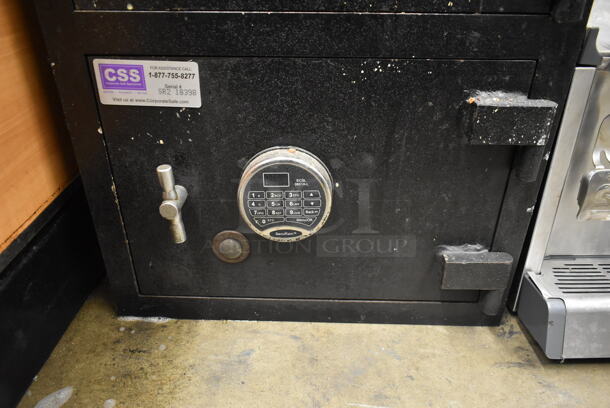 Corporate Safe Specialists Metal Commercial 2 Door Safe. Does Not Come w/ Combination - Image 5 of 7