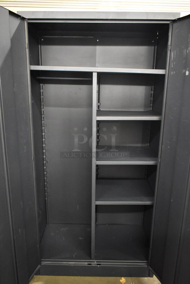 Black Metal 2 Door Cabinet. - Image 4 of 7