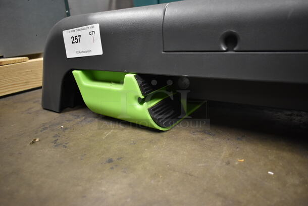 Escape Black and Green Aerobic Deck - Image 3 of 7