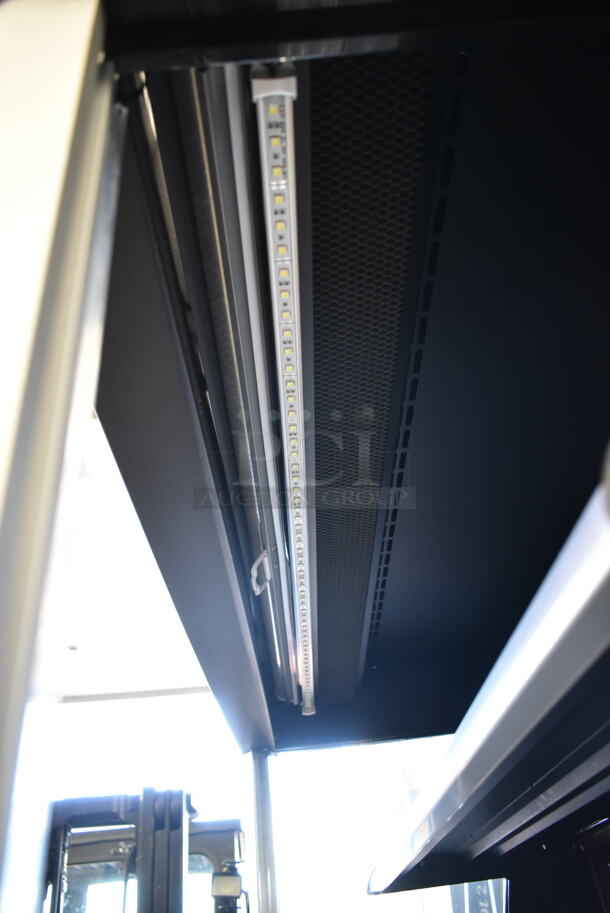 BRAND NEW SCRATCH AND DENT! Avantco 189BVAC46HC Black Metal Commercial Refrigerated Air Curtain Merchandiser. 110-120 Volts, 1 Phase. Tested and Powers On But Does Not Get Cold - Image 4 of 7