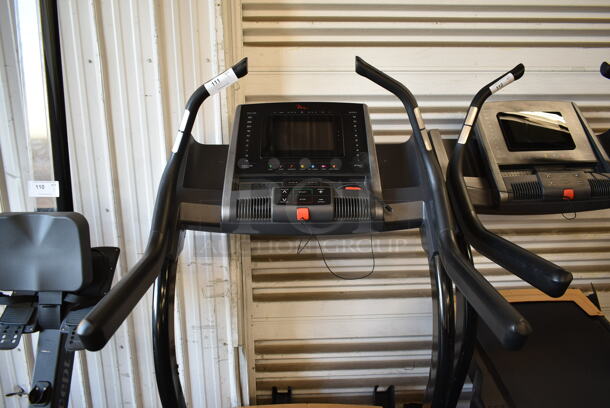 Freemotion FMTK74810.7 i11.9 Incline Trainer Metal Commercial Floor Style Treadmill. 110-120 Volts, 1 Phase. Tested and Working! - Image 5 of 11