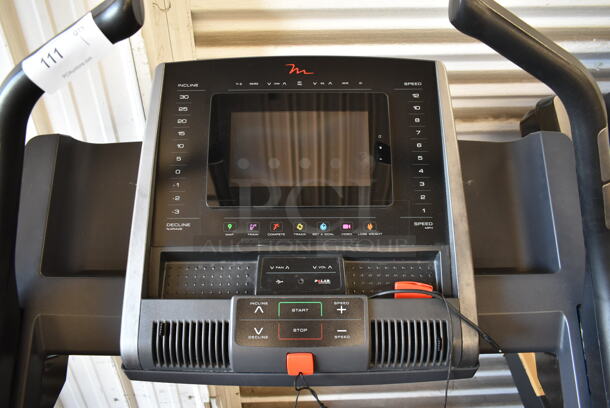 Freemotion FMTK74810.7 i11.9 Incline Trainer Metal Commercial Floor Style Treadmill. 110-120 Volts, 1 Phase. Tested and Working! - Image 6 of 11
