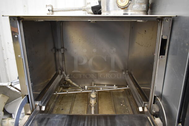 2017 Noble Wareforce UH30-E Stainless Steel Commercial Undercounter Dishwasher. 208-230 Volts, 1 Phase. - Image 7 of 9