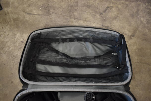NormaTec Pulse Leg and Hip Recovery System for Athlete Leg, Hip and Arms Body Recovery Patented Dynamic Compression Massage Technology. Tested and Working! - Image 8 of 12