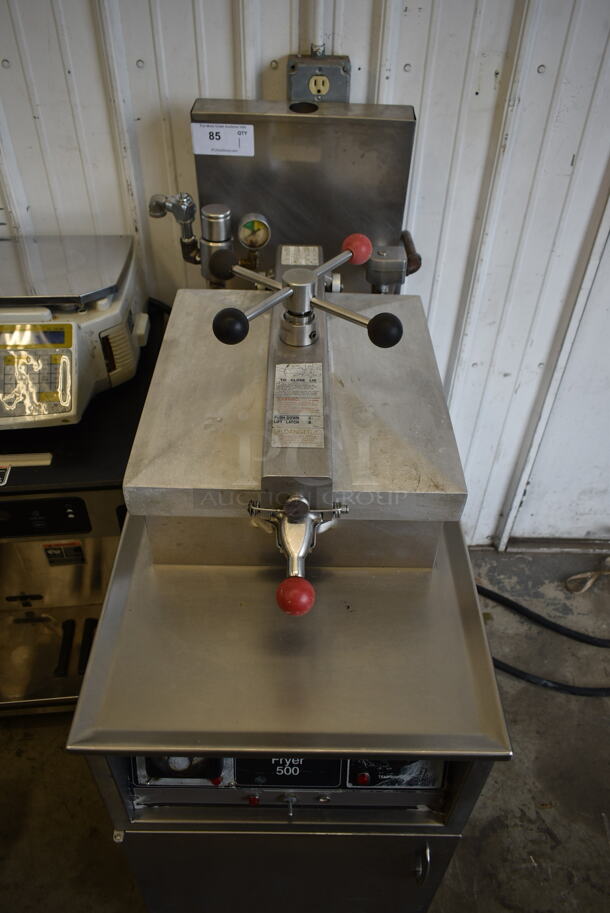 Henny Penny RB 500 Stainless Steel Commercial Floor Style Electric Powered Pressure Fryer. 208 Volts, 3 Phase.  - Image 3 of 10