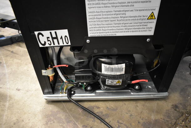 Danby DAR026A1BDD Metal Mini Cooler. 115 Volts, 1 Phase. Tested and Working! - Image 9 of 9