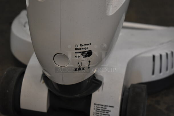 Shark Vacuum Cleaner. Tested and Working! - Image 7 of 11